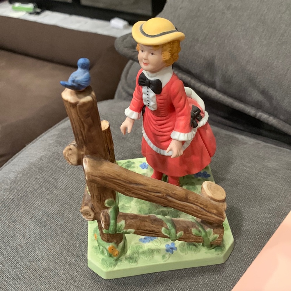 Shirley Temple The Little Colonel Figurine Vintage